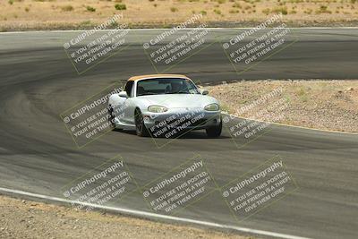 media/Jun-01-2025-CalClub SCCA (Sun) [[eae223c5dd]]/Group 1/Track Event 4/